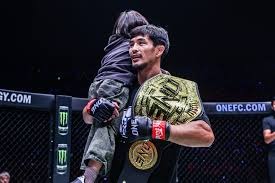 在鸭子世界里搜打撤！《逃离鸭科夫》现登录蒸汽平台鉴赏家新品节！