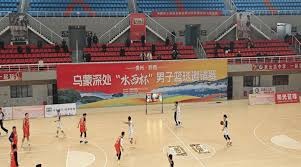 百家乐新手别被气氛推着走（百家乐新手别让氛围左右你的判断）